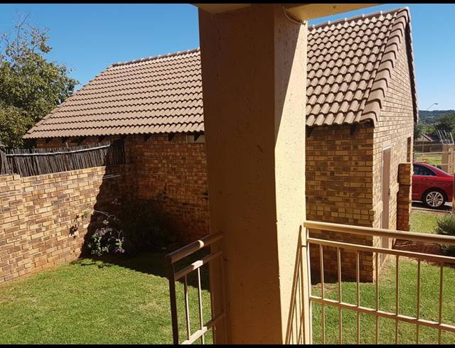 2 BEDROOM PROPERTY TO RENT IN OLYMPUS AH